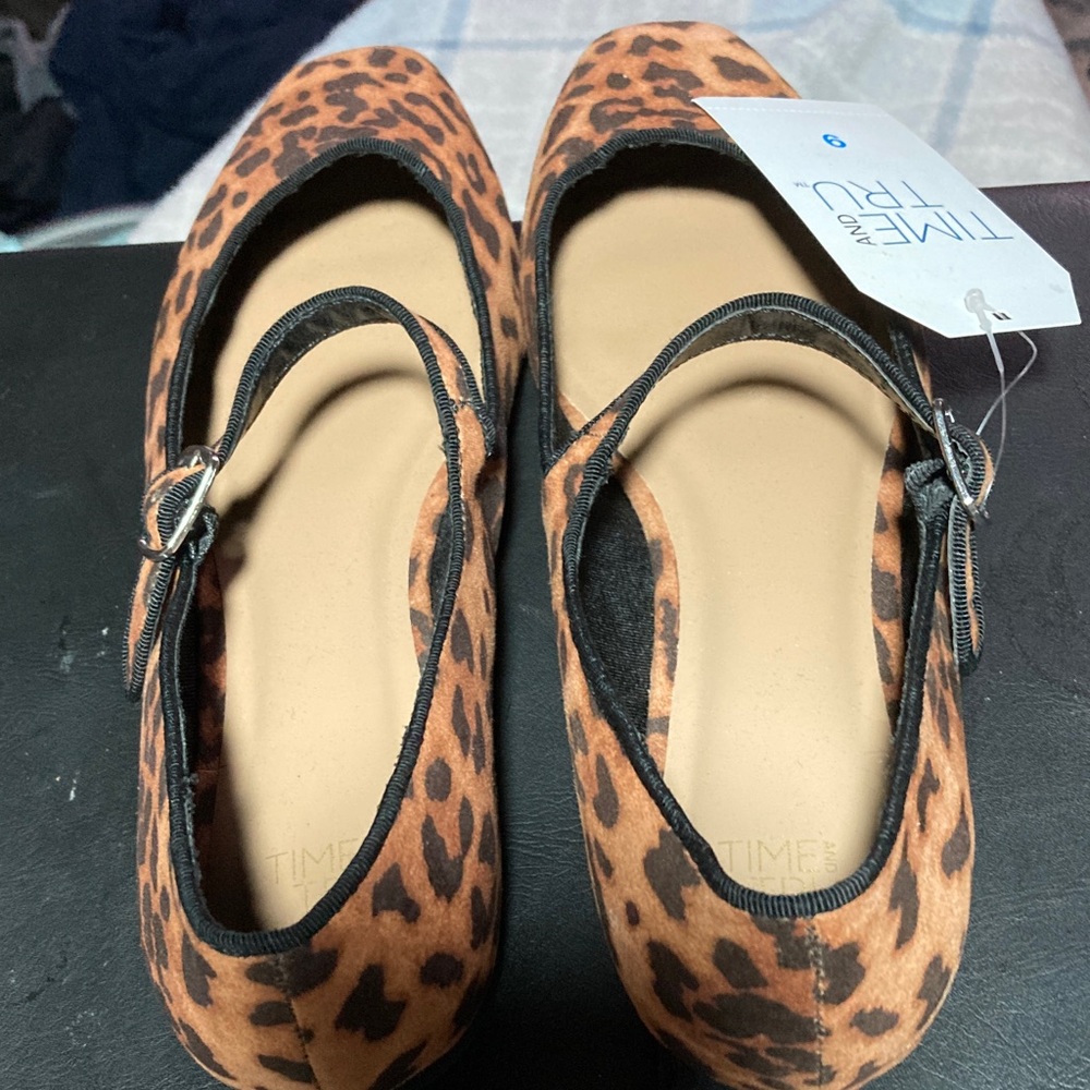 Time and Tru Women's Animal Print Mary Jane Flats - Picture 9 of 9